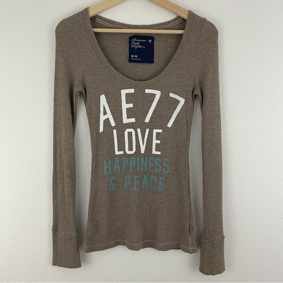 AMERICAN EAGLE Brown Bella Swan Waffle Knit Scoop Neck Fitted Long Sleeve Top - Picture 1 of 8